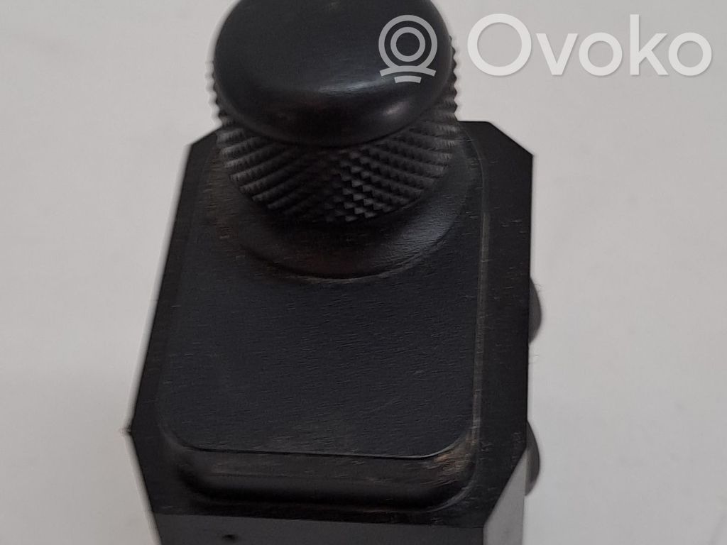 Interruptor del espejo lateral   3795062J00