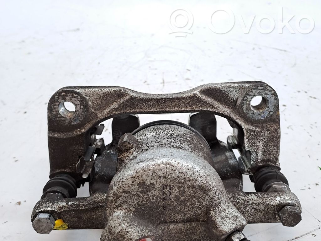 Caliper de freno delantero   5512079J10