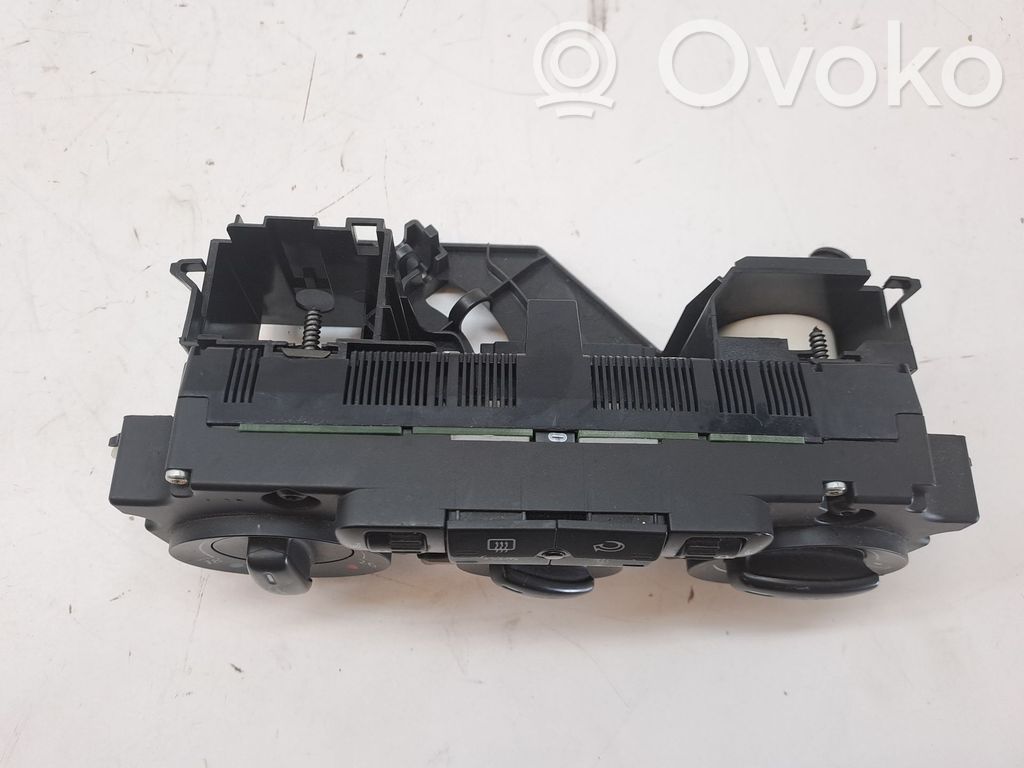 Unitate control climatizare   1K1820045B