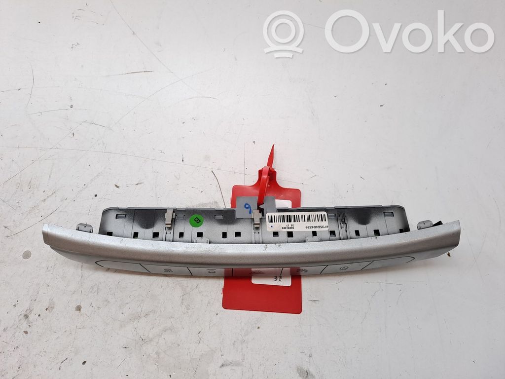 Fiat Tipo Butoane/comutatoare pe volan 