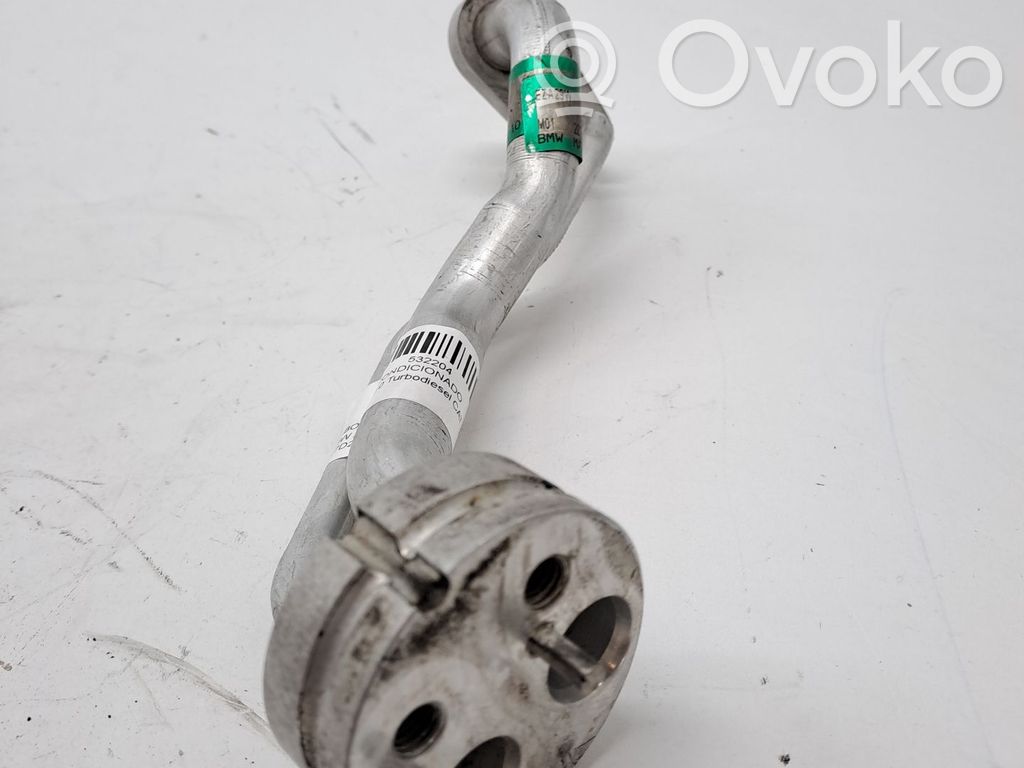 Manguito/racor flexible para A/C   64503455918