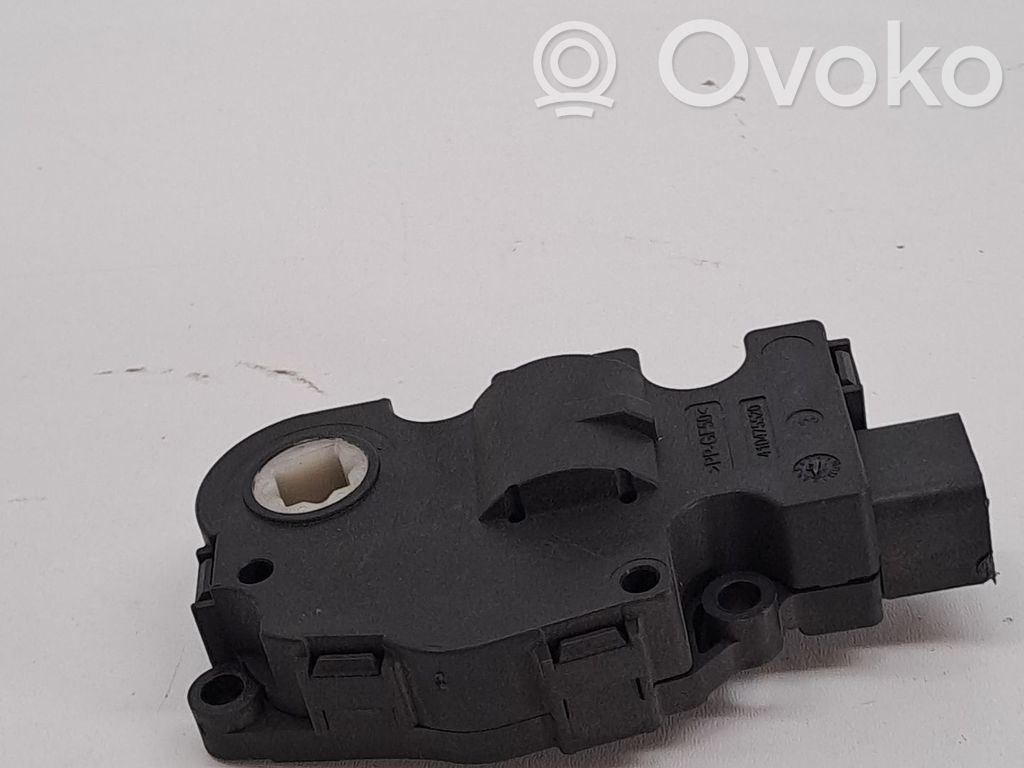 Mazda 3 II Modul de control caroserie central 