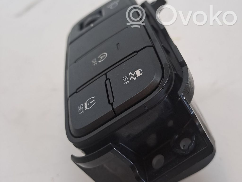 Hyundai i20 (PB PBT) Butoane/comutatoare pe volan