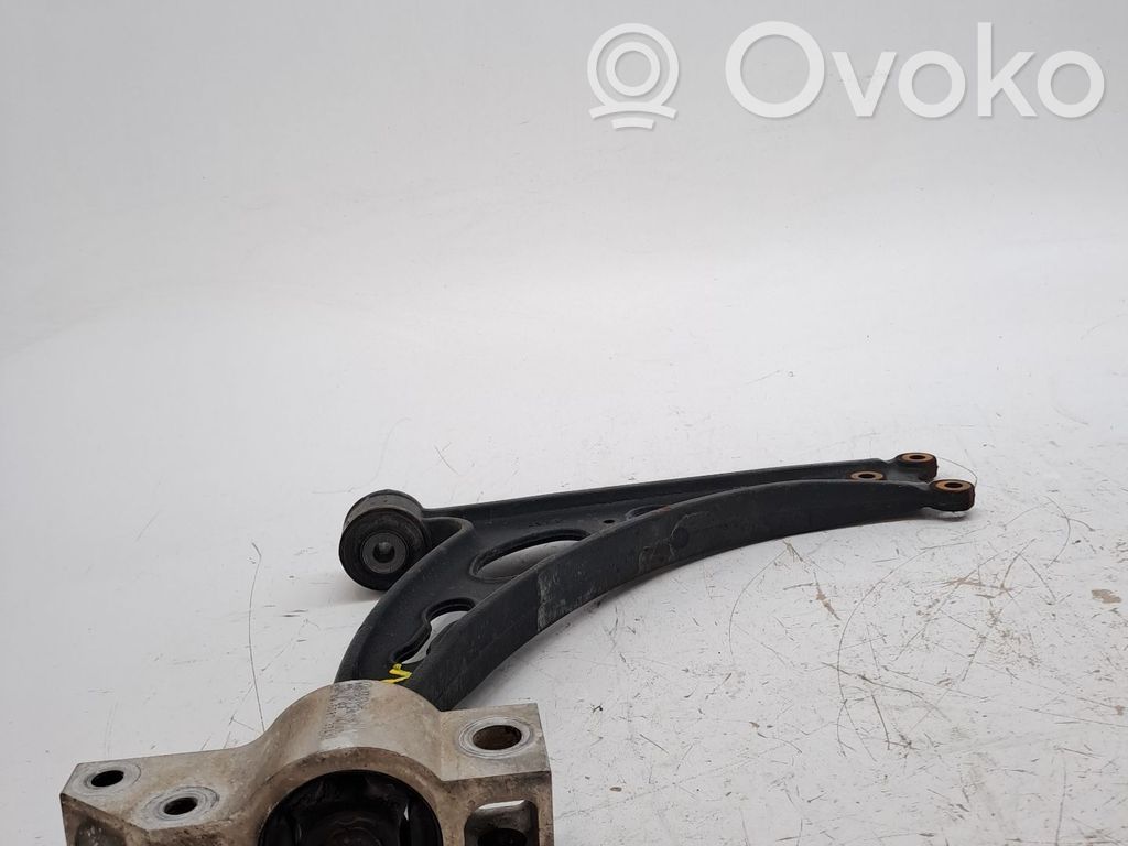 Volkswagen Touran I Braccio di controllo sospensione anteriore inferiore/braccio oscillante