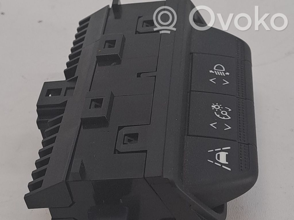 Renault Clio V Pulsanti/interruttori sul volante
