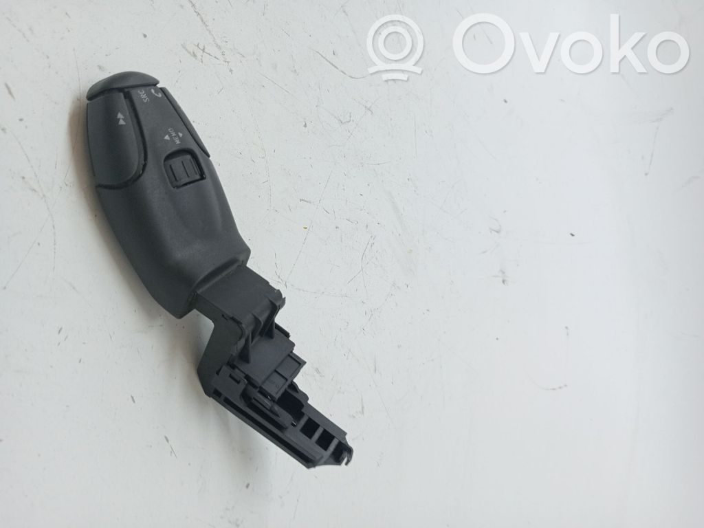 Citroen C5 Przełącznik / Przycisk kierownicy 