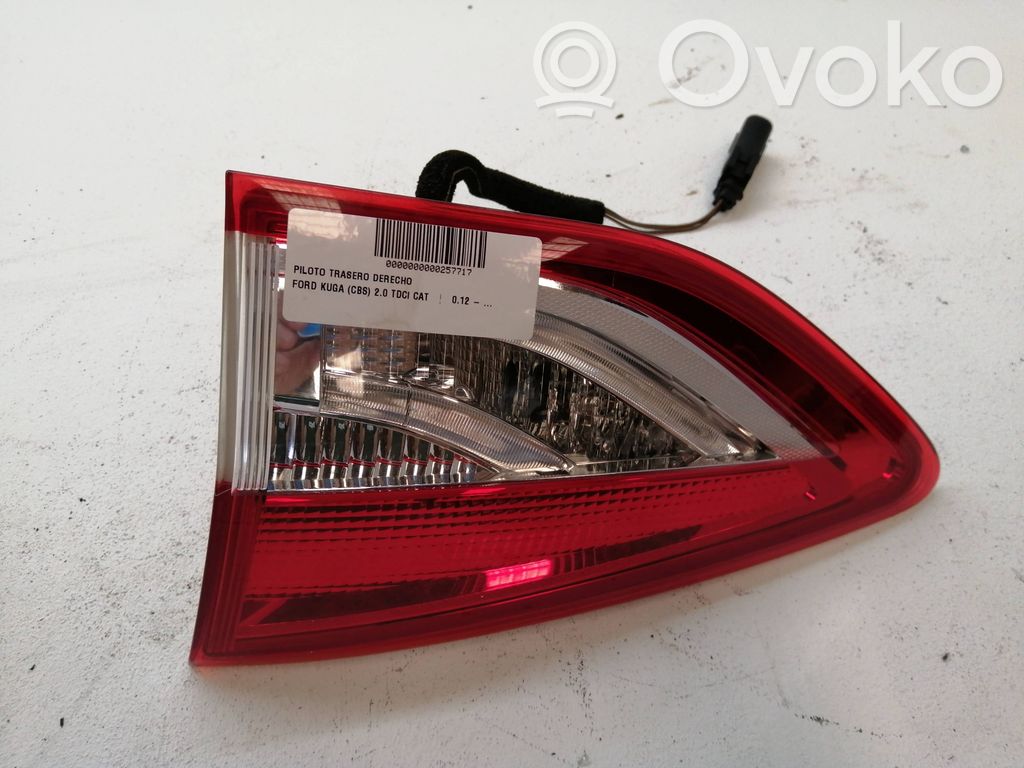 Lámpara de faros/luces traseros   1938131,CV4413A602BG