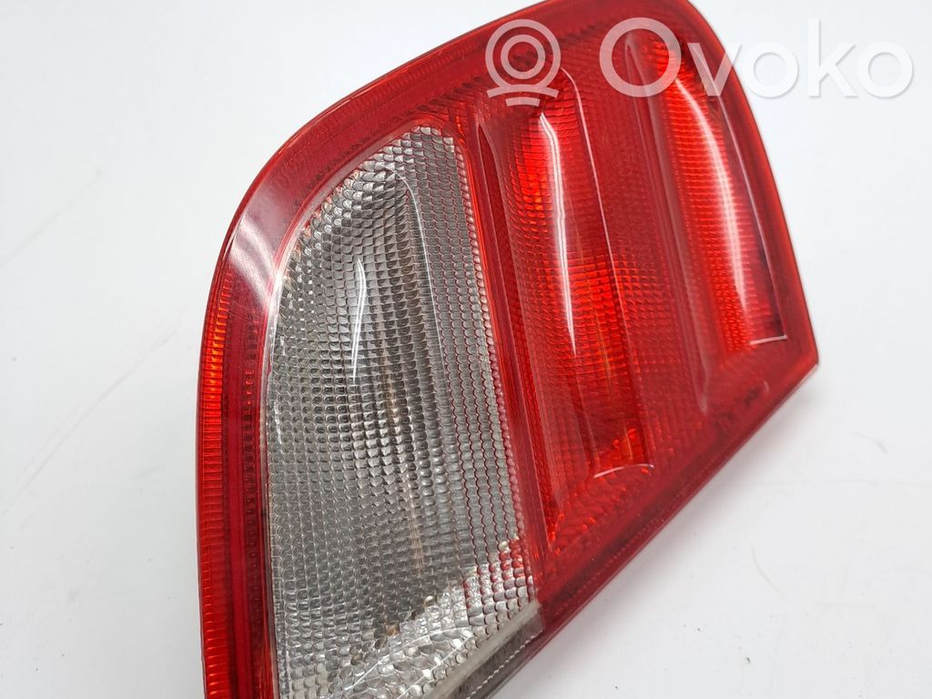 Mercedes-Benz CLK AMG A208 C208 Takavalon polttimo 