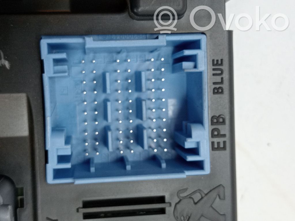 Módulo de fusible   9845141280,2015DJ3828