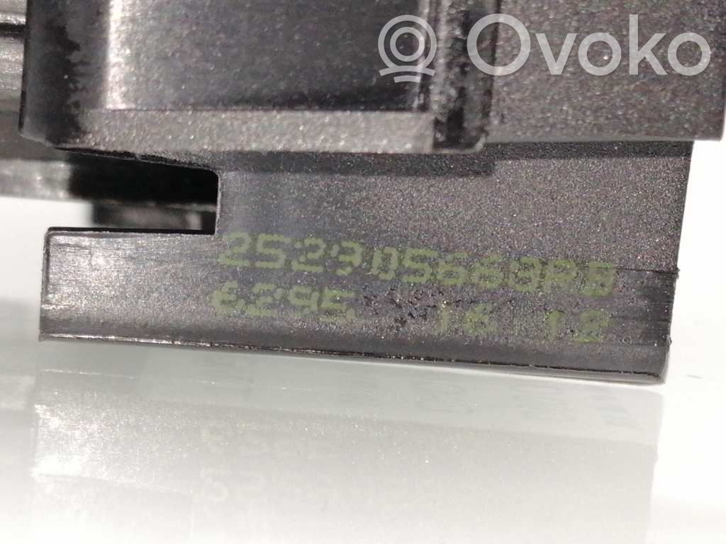 Botón interruptor de luz de peligro   252905668R