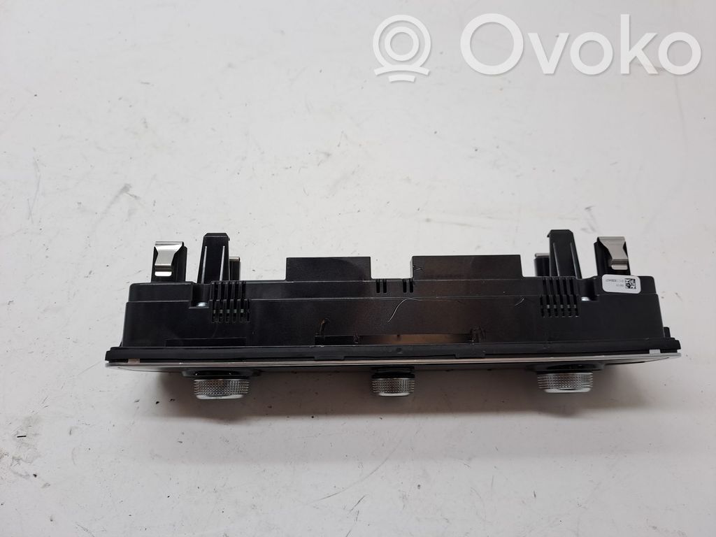 Unidad de control climatización   83A820043R
