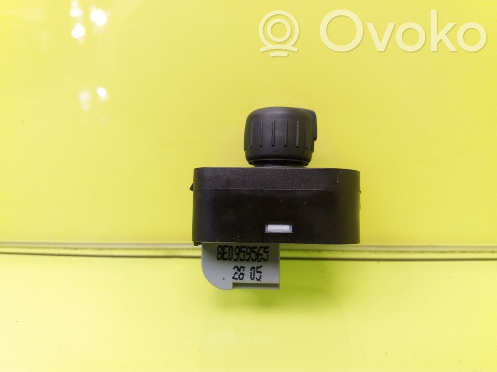 Sivupeilin kytkin   8E0959565