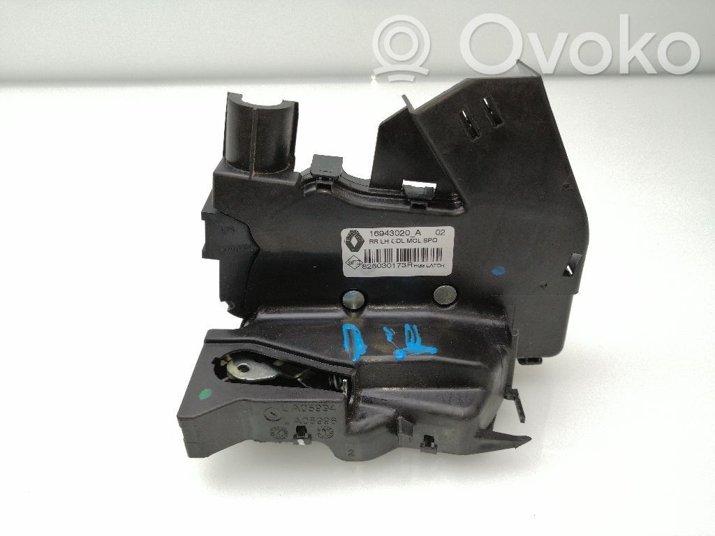 Cerradura de puerta trasera   825030173R,16943020A