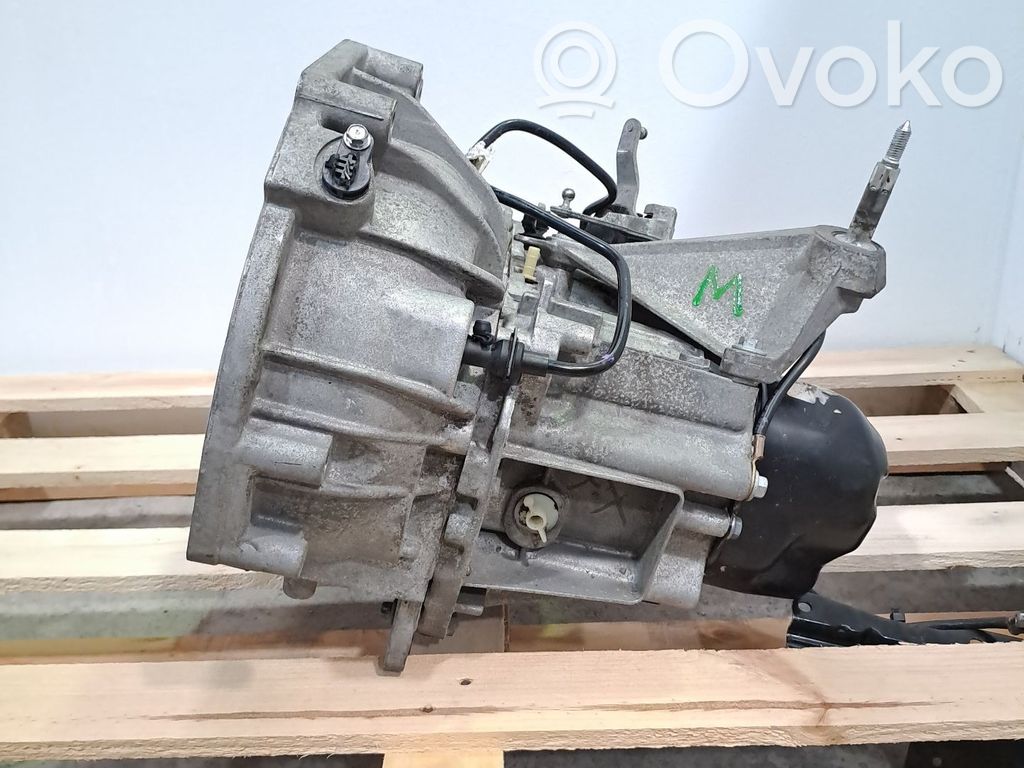 Nissan Micra Scatola del cambio manuale a 5 velocità 