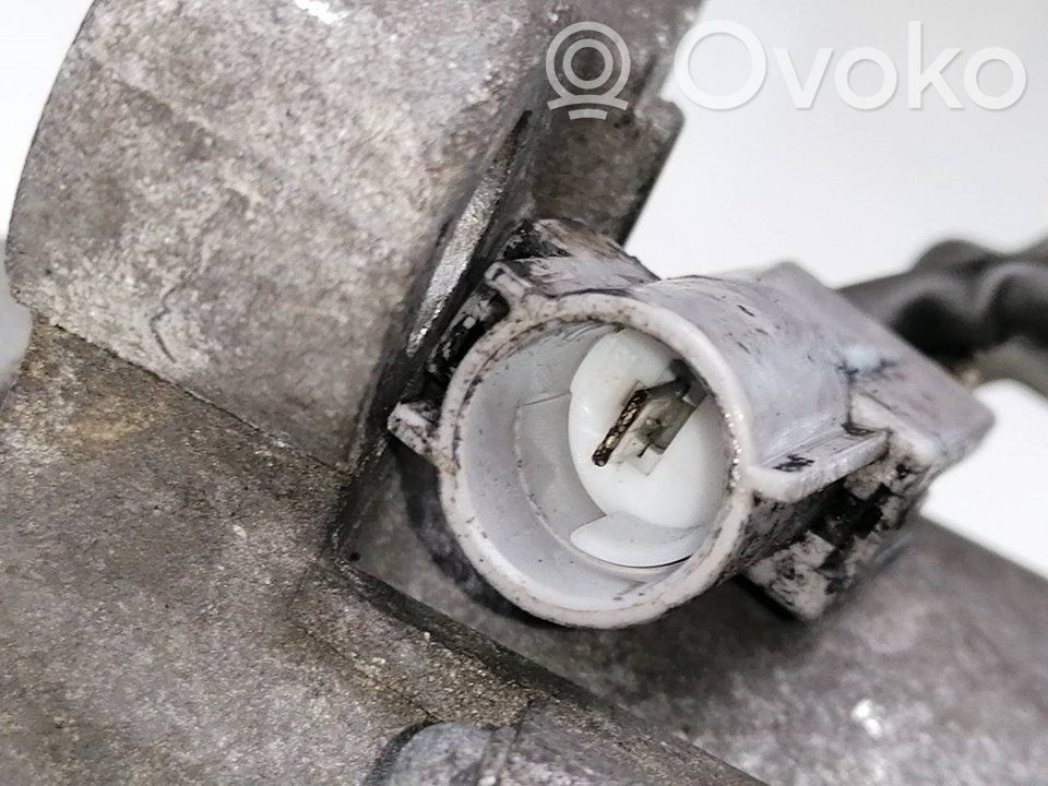 Motor de arranque   M001T81281