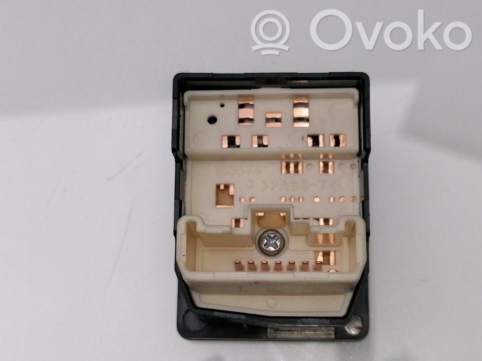 Comutator oglinzi laterale   848700F010