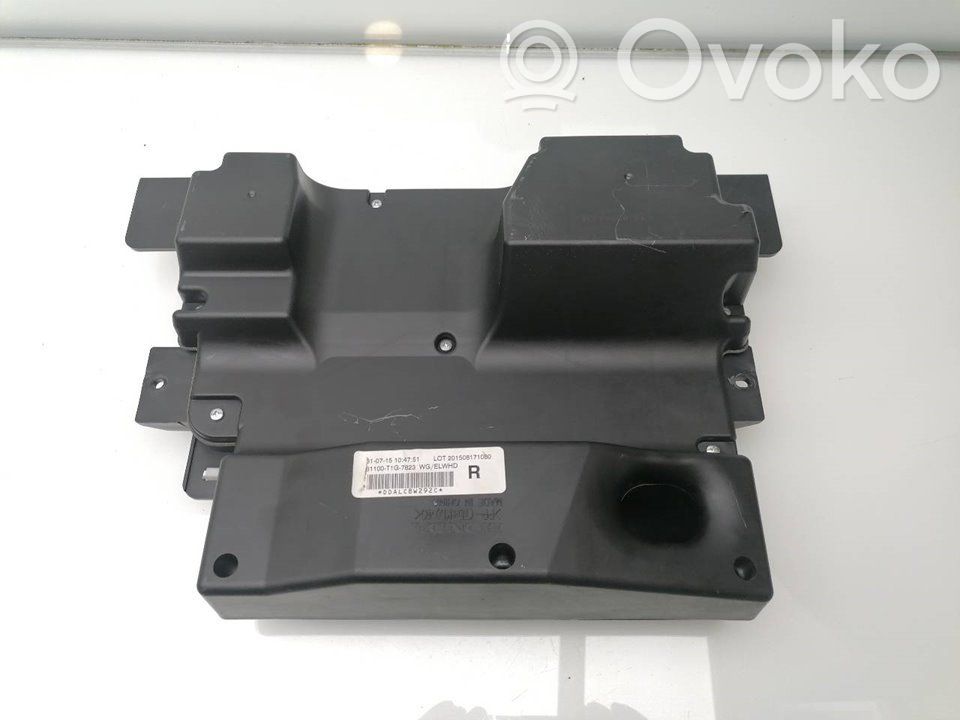 Panel / Radioodtwarzacz CD/DVD/GPS   39140T0AA01,81100T1G7823,4X2