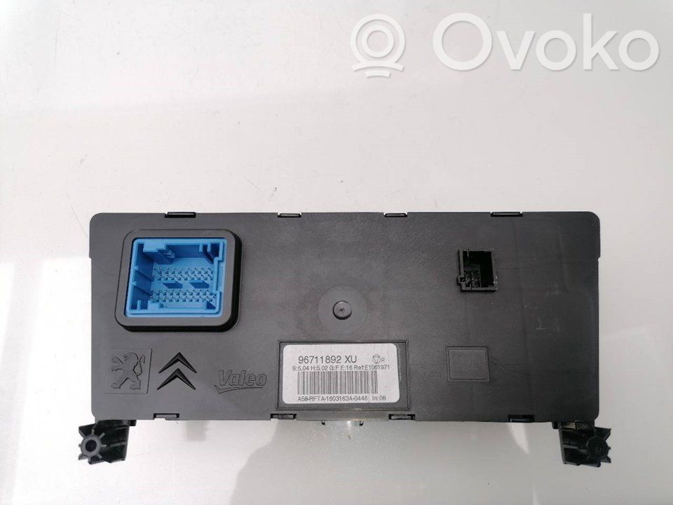 Unidad de control climatización   96711892XU