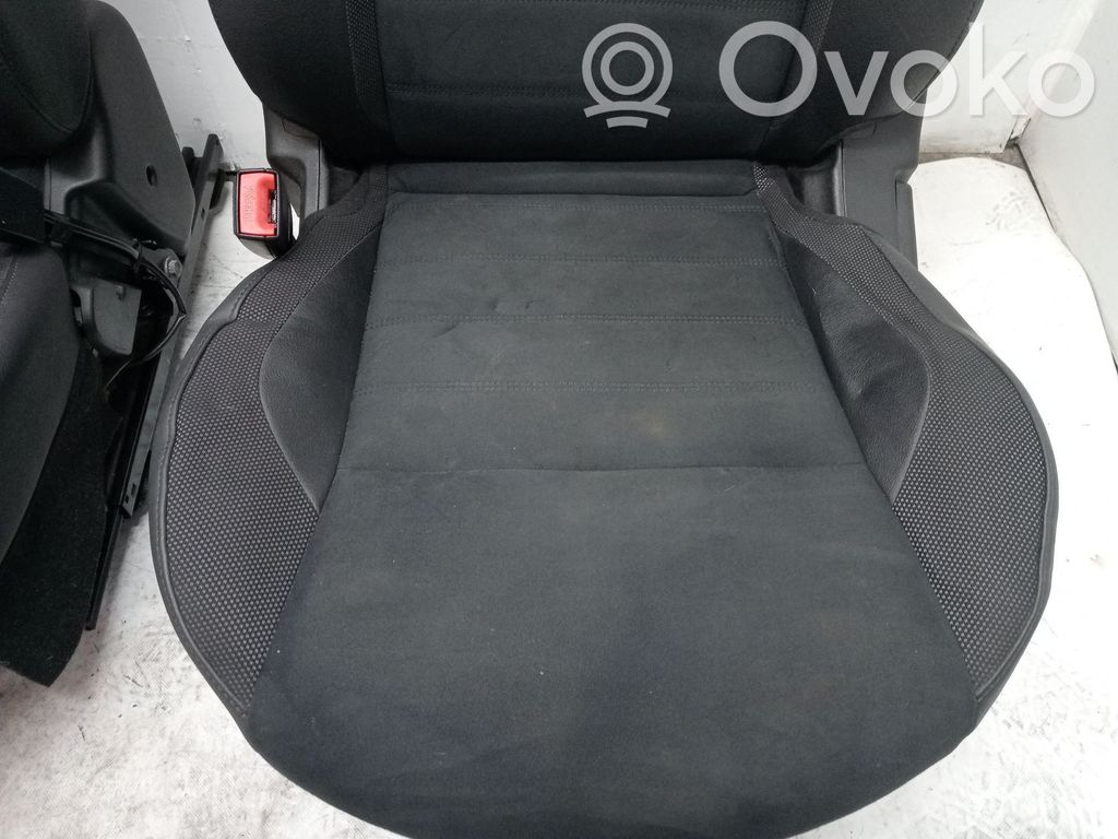 Nissan Juke I F15 Zestaw poduszek powietrznych z panelem