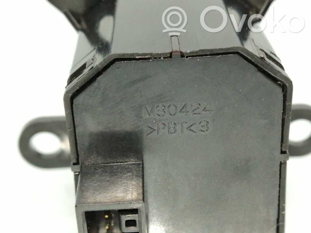 Interrupteur d’éclairage   35820SMGG01