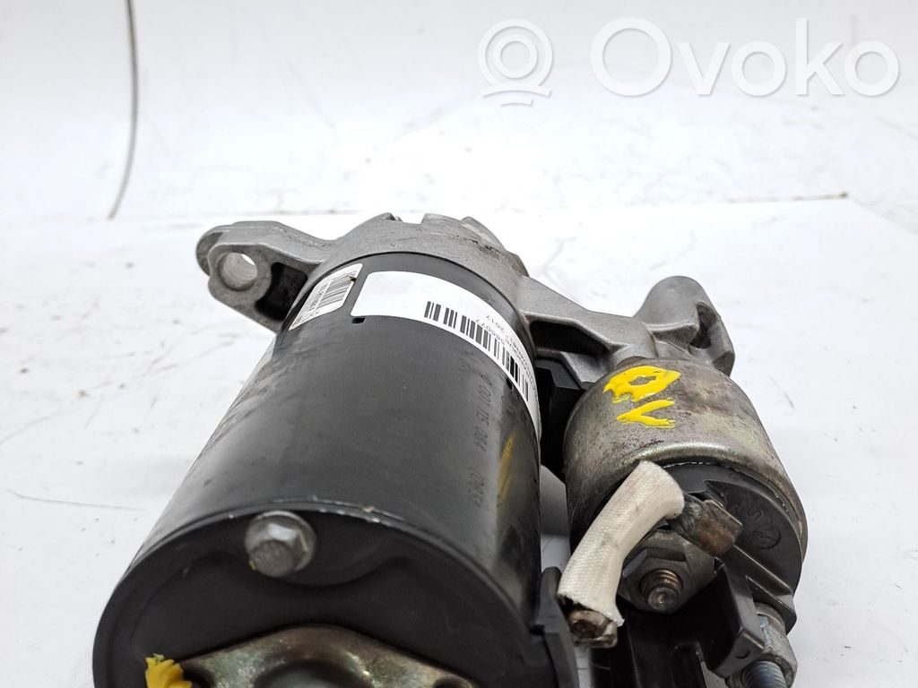 Motor de arranque   03L911021F