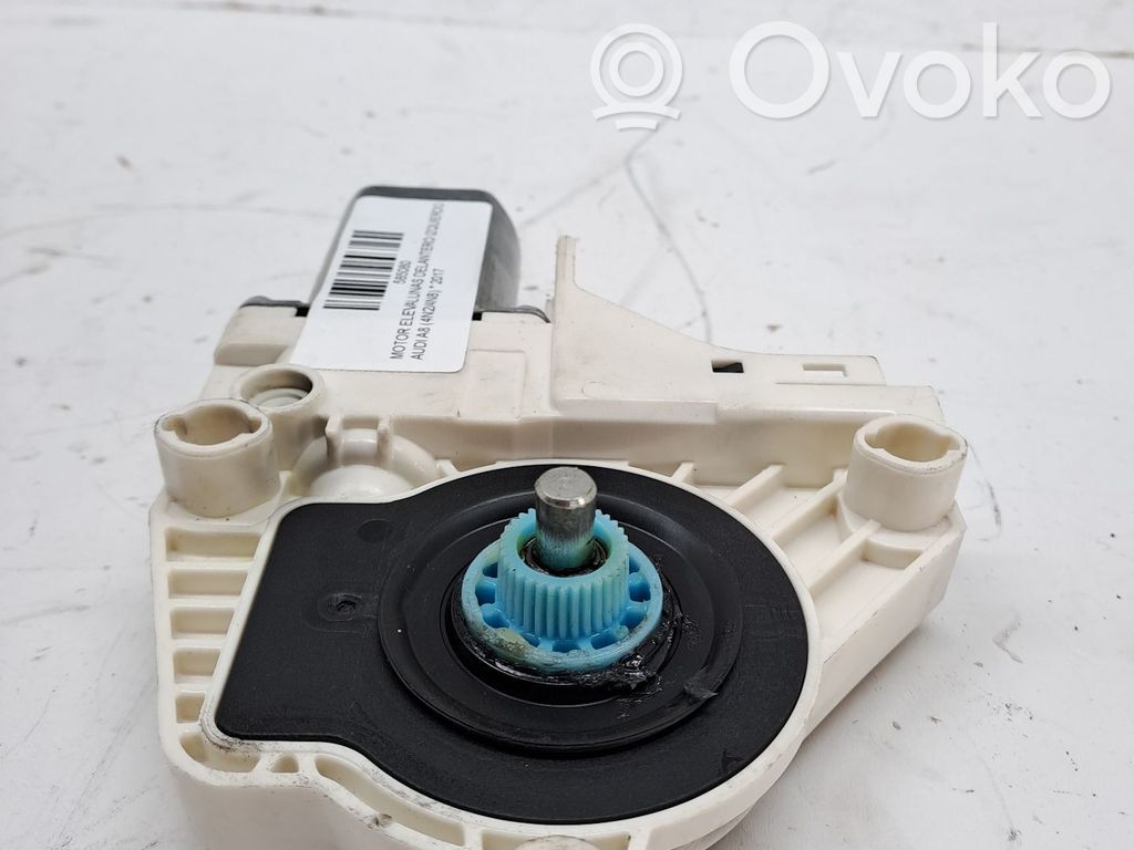Motor del regulador de la ventanilla de la puerta delantera   8K0959801B