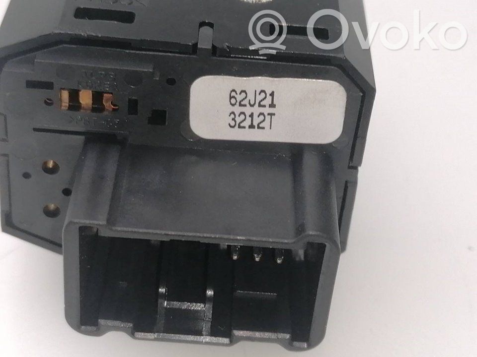 Wing mirror switch   3795062J21000