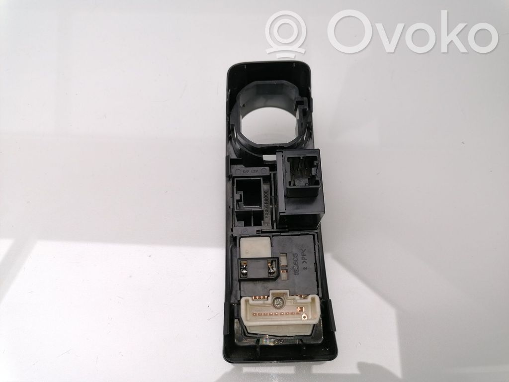Interruptor del espejo lateral   83061SA000