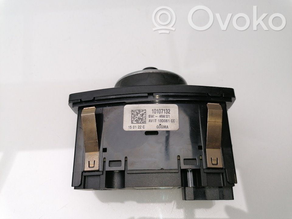 Interruttore luci   AV1T13D061CC