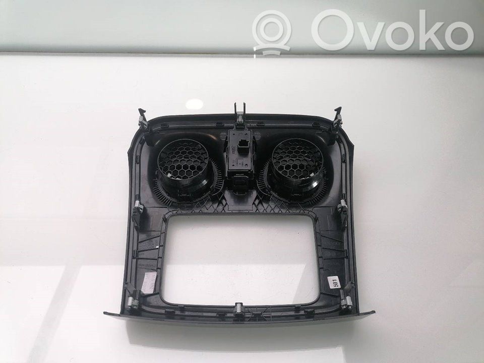 Dacia Sandero Griglia di ventilazione centrale cruscotto 