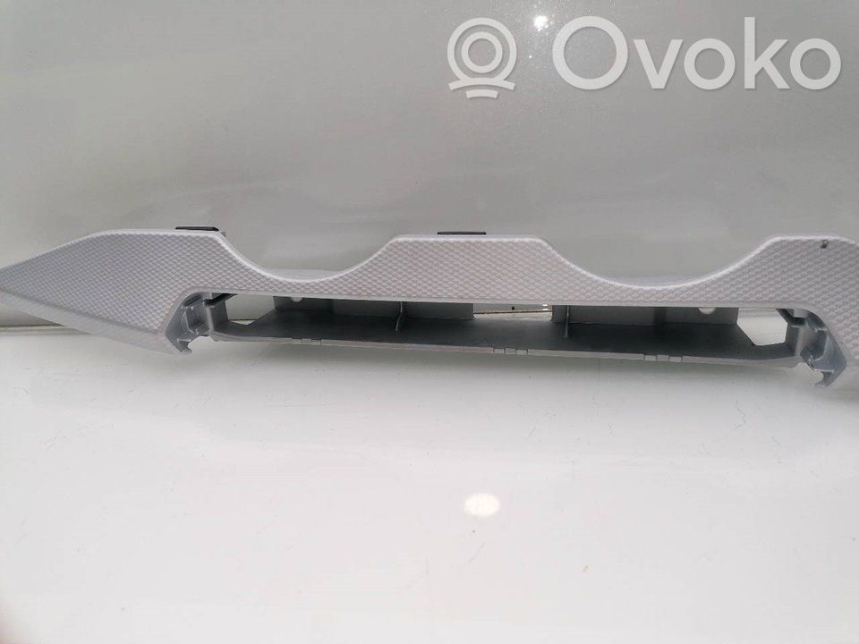 Dashboard trim   81B853190