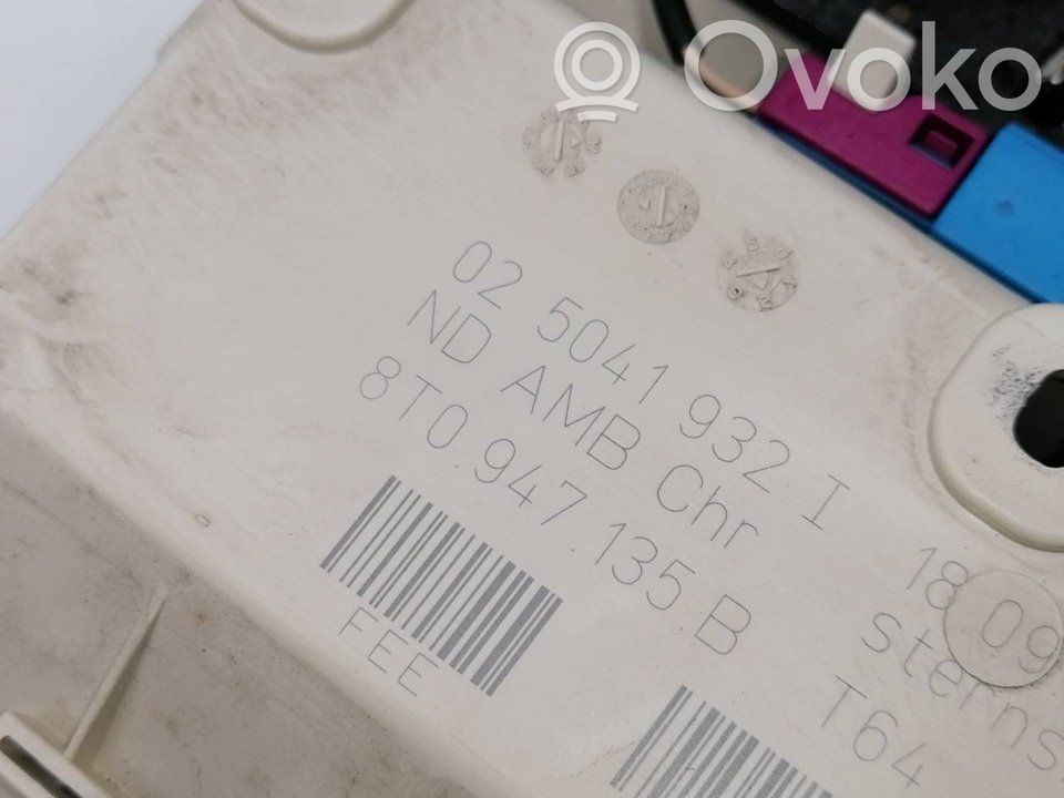 Consola de luz del techo   8T0947135B,80916200,8T0947135BF