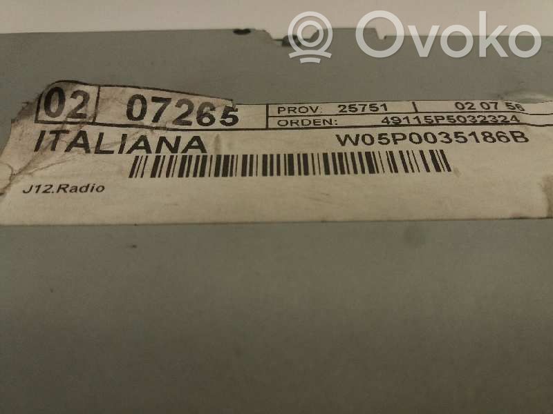 Radio / CD-Player / DVD-Player / Navigation   5P0035186B