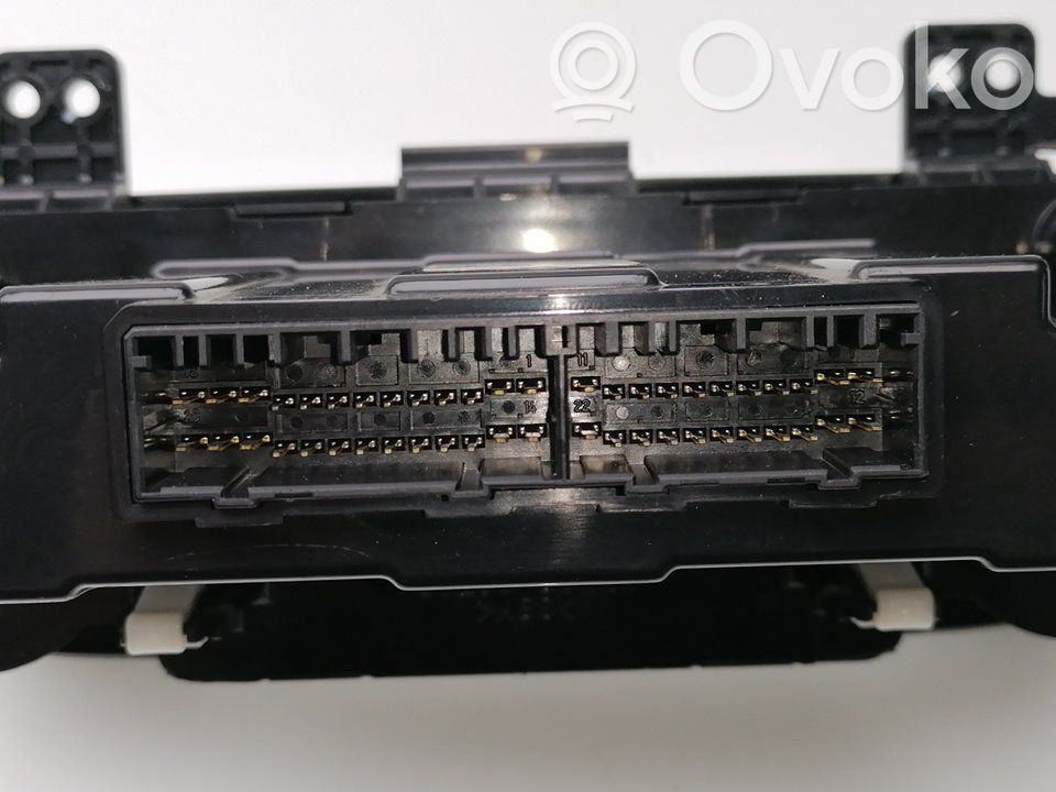 Panel klimatyzacji   972503U101