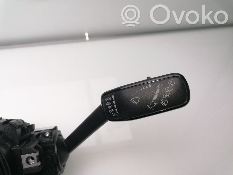 Volkswagen Golf VII Pulsanti/interruttori sul volante