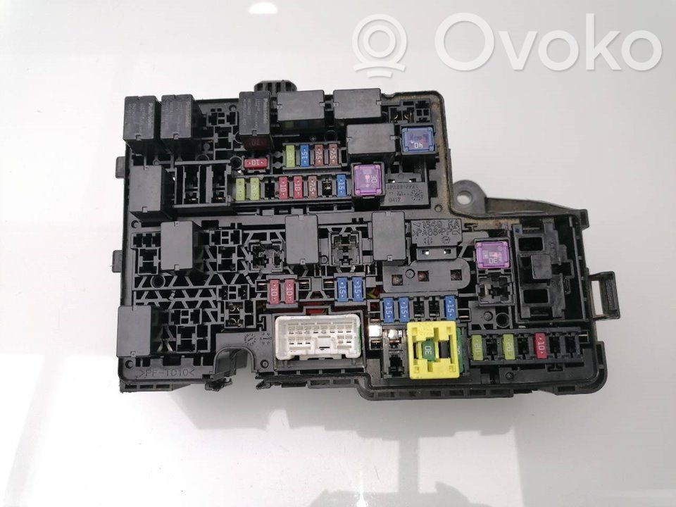Módulo de fusible   8565A499,8565A400,8501K671