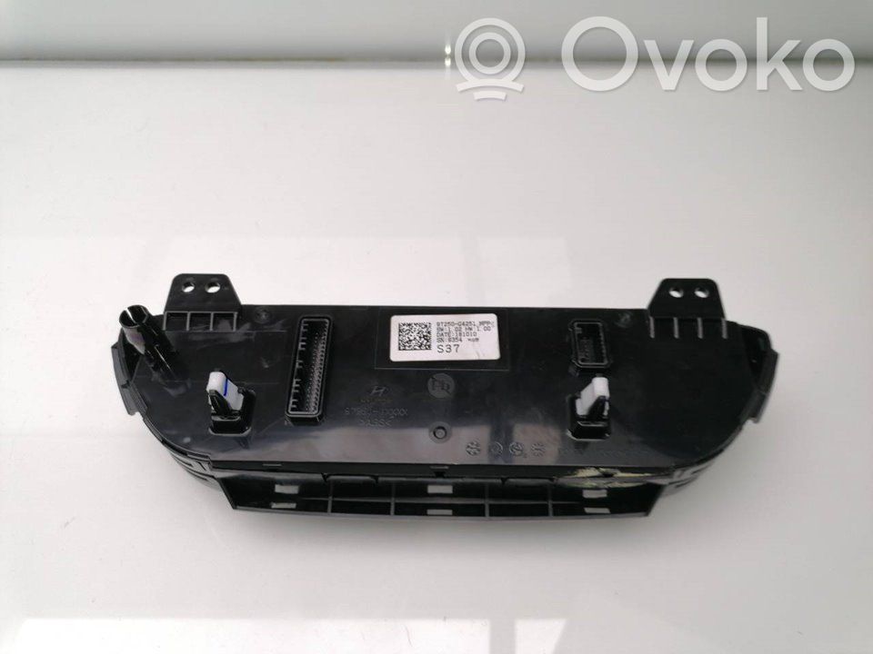 Panel klimatyzacji   97250G4251