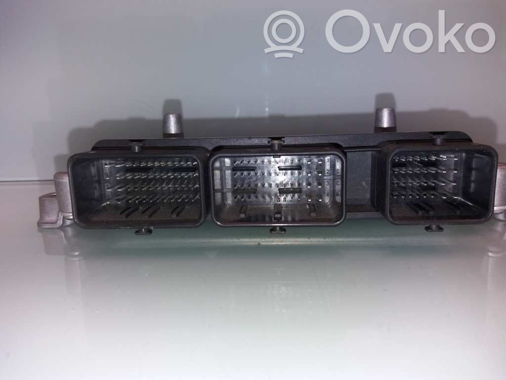 Engine control unit/module ECU   1943Q0,966578380,7600LE82400287