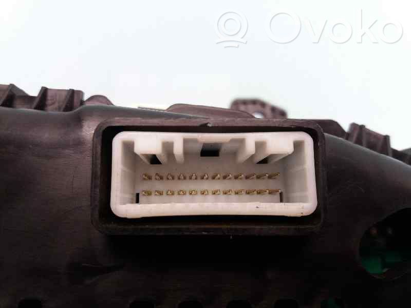 Velocímetro (tablero de instrumentos)   940032R250
