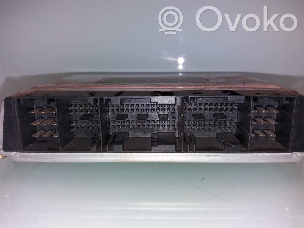 Nissan Terrano Unidad de control/módulo ECU del motor 