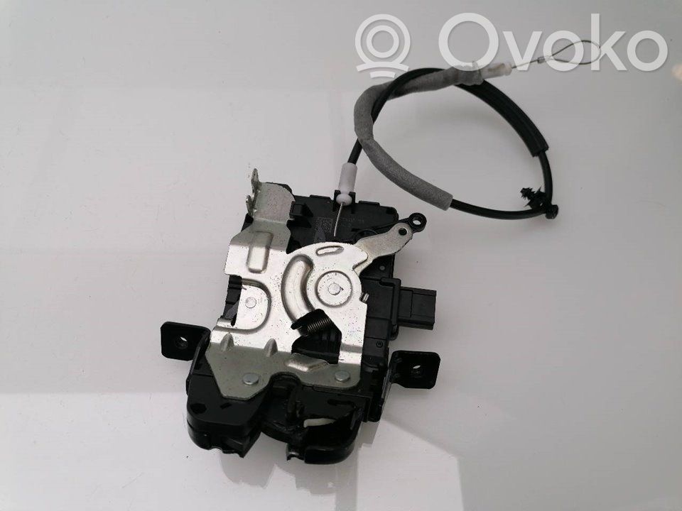 Alfa Romeo Stelvio Loquet de verrouillage de hayon