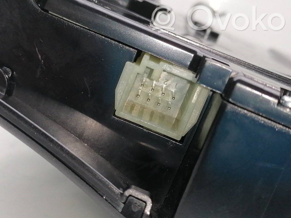 Mercedes-Benz GLC C253 Consola de luz del techo