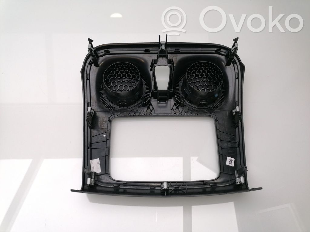 Moldura del panel   682607123R,682602432R,682607310R