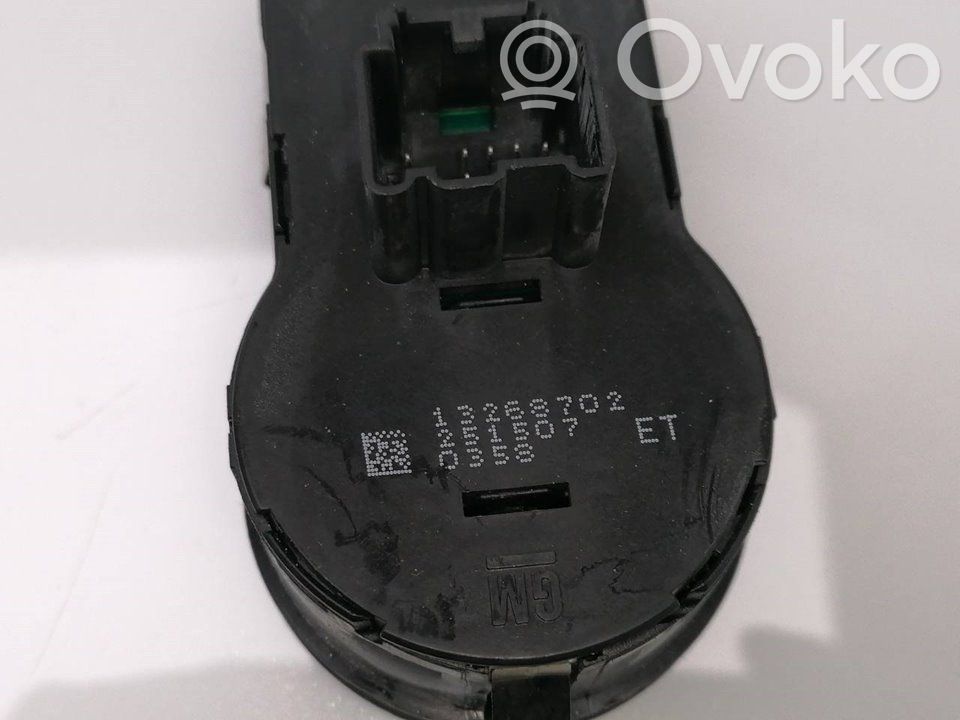 Interruptor de luz   13268702