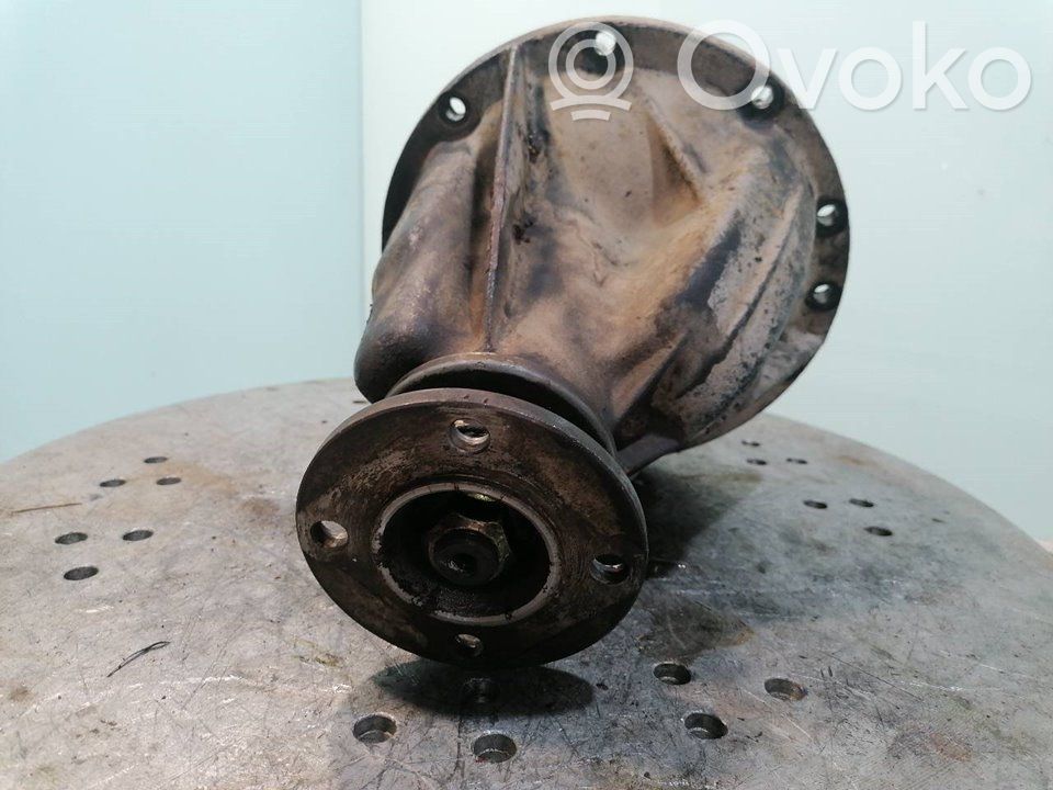 Nissan Patrol Y61 Tylny mechanizm różnicowy 