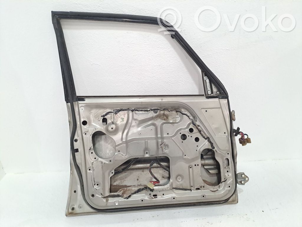 Mitsubishi Montero Portiera anteriore 