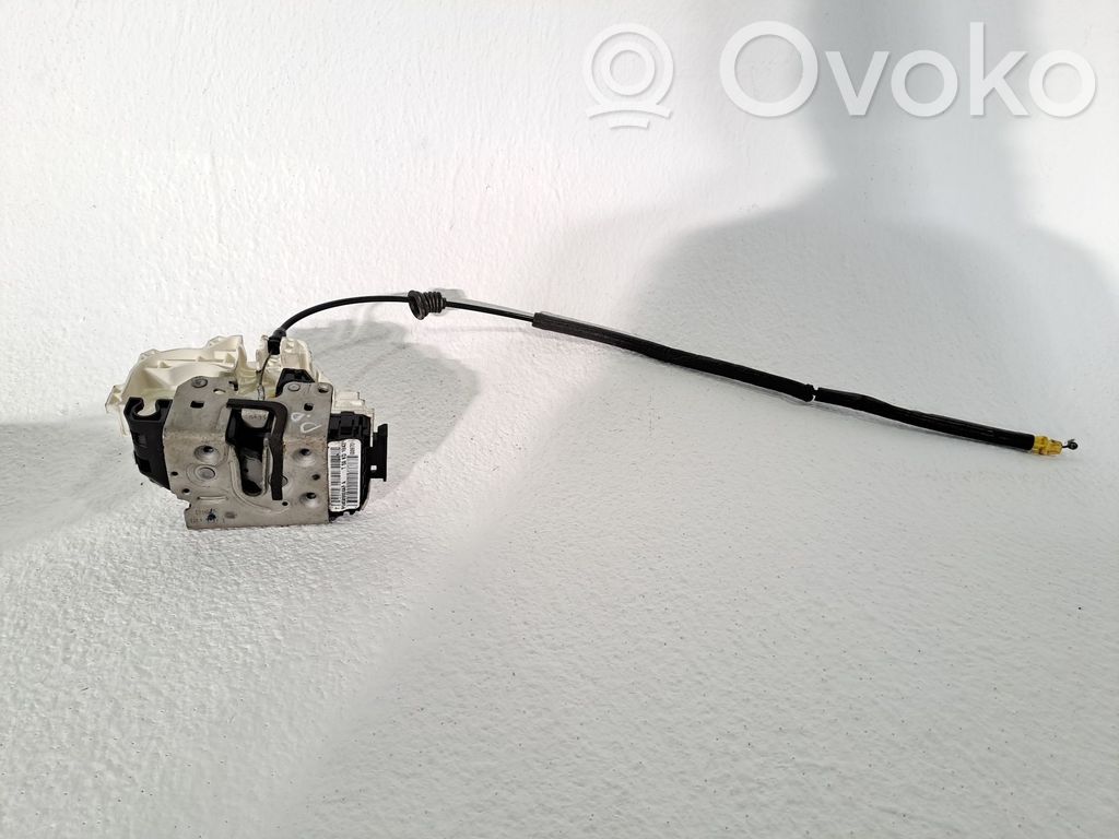 Jeep Grand Cherokee (WK) Front door lock 