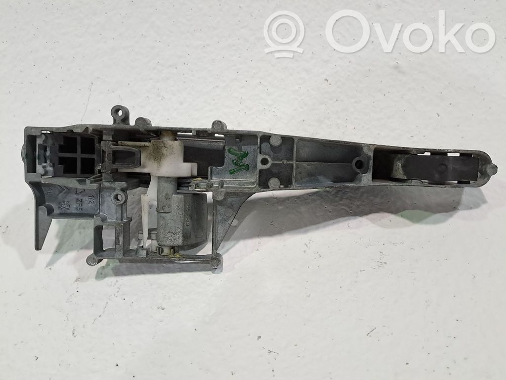 Manecilla externa puerta delantera   9101GG,9681634988