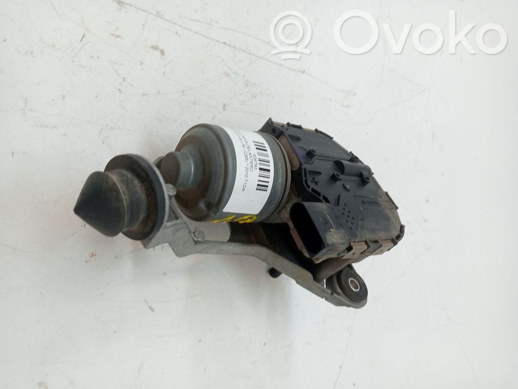 Ford Focus Ajovalonpyyhkimen moottori 