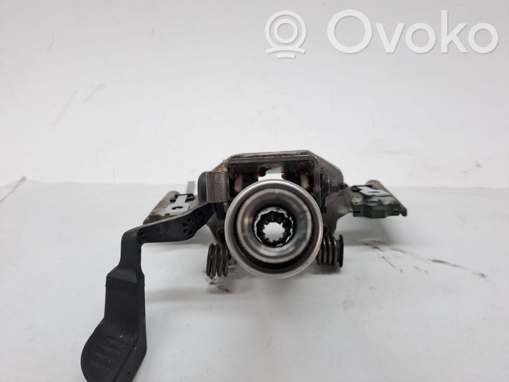Opel Corsa E Hammastanko 